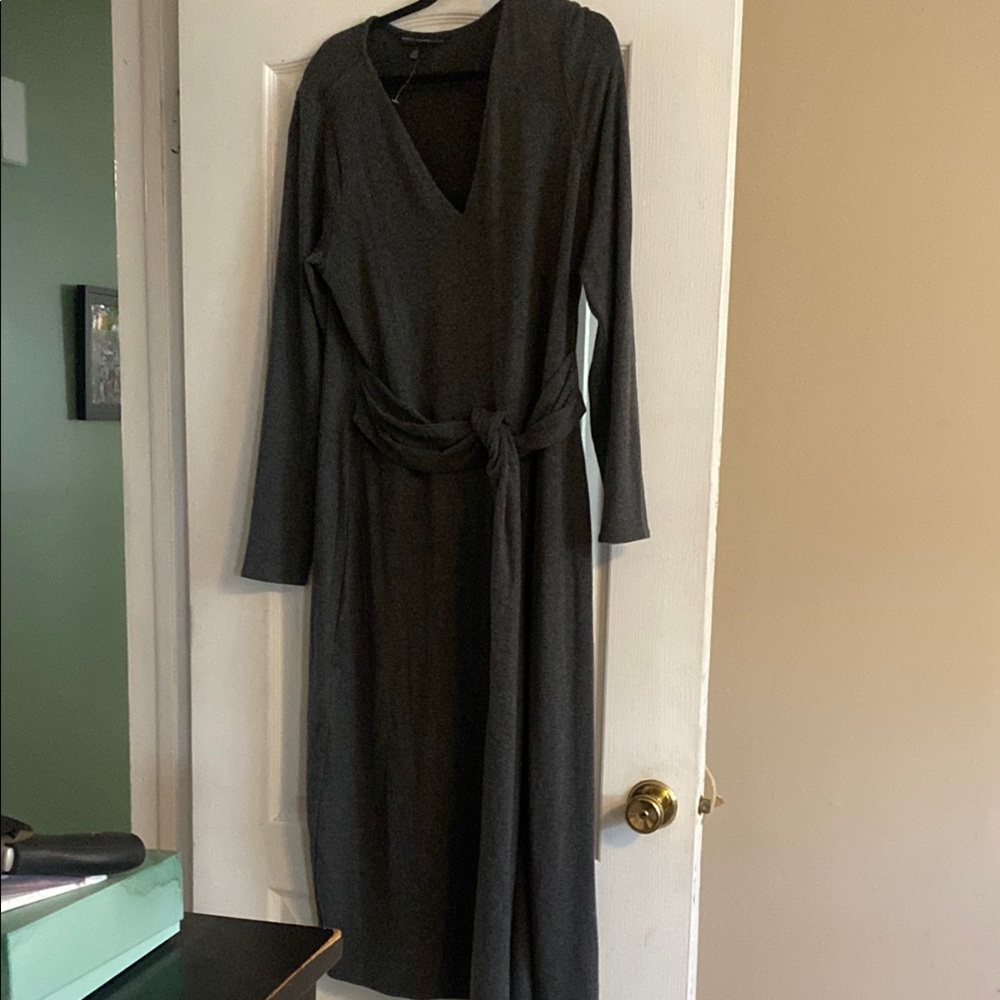 White House Black Market Gray Sheath Dress Long Sleeve V-Neck